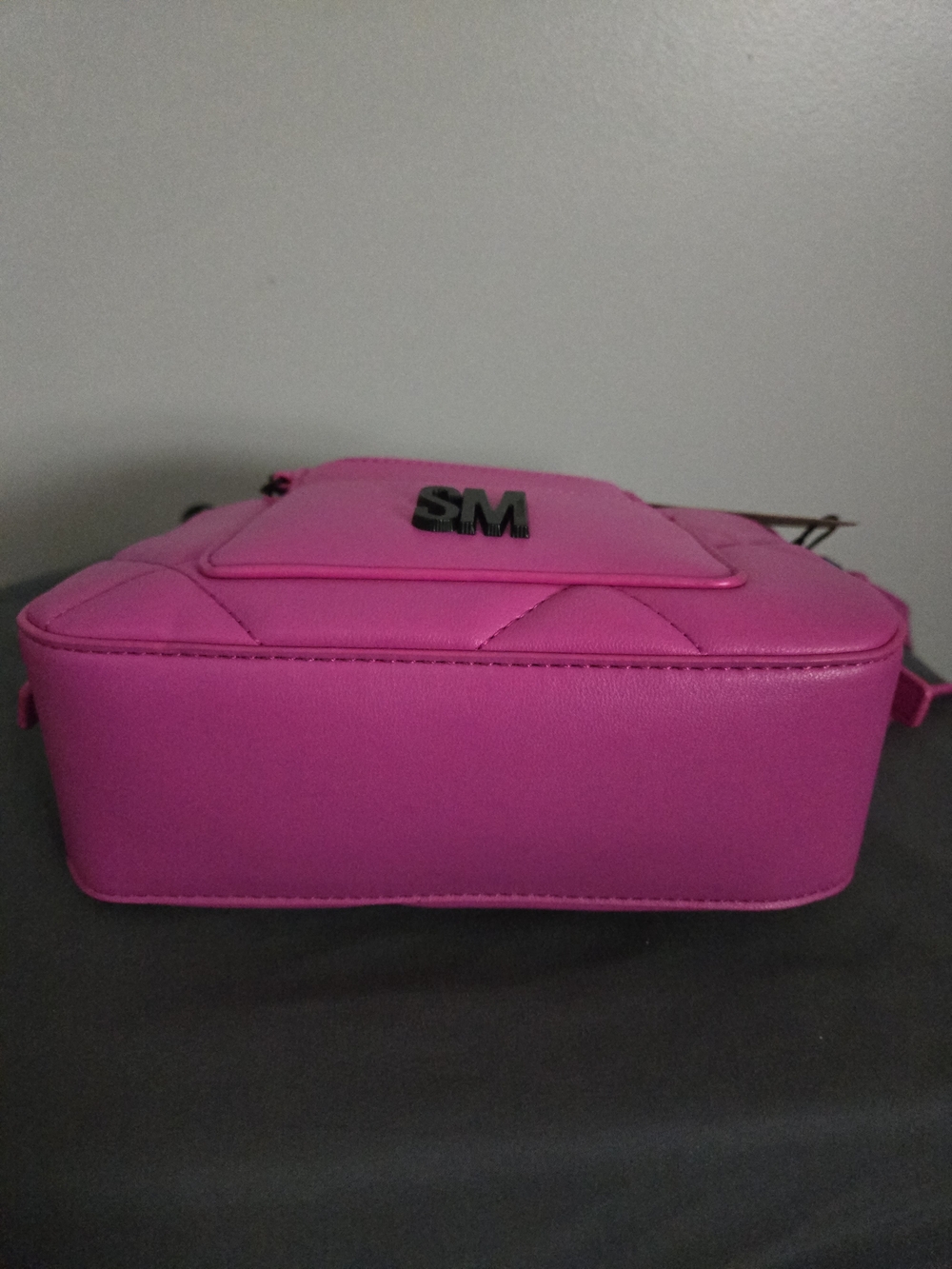 Hyper Pink Quilted Crossbody Bag - Picture 6 of 6